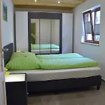 Kürschner Apartment *